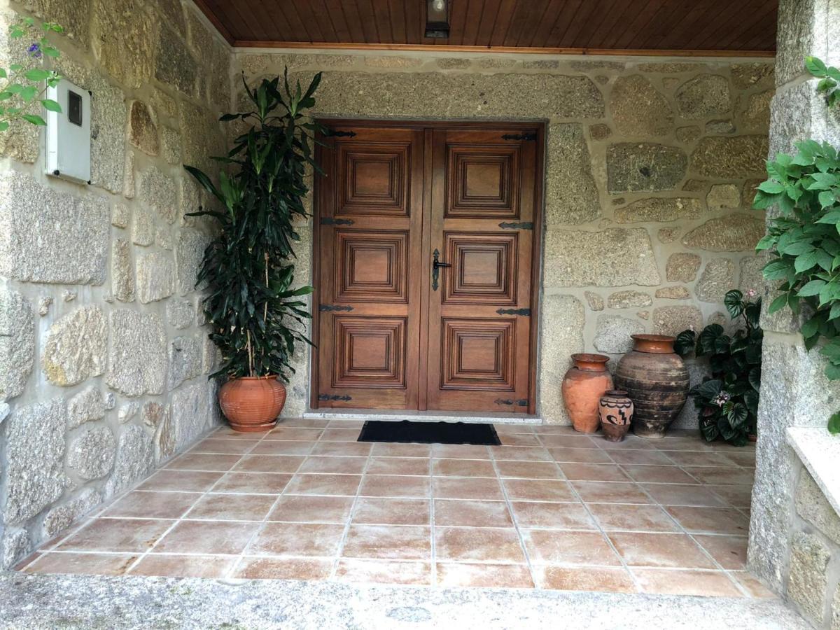 Casa Das Flores Amares Exteriör bild